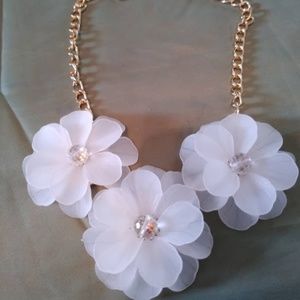 White Flower Necklace